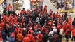 Migros Esenyurt Deposu’nda çalışan işçiler yüzde 8'lik zamma karşı iş bıraktı