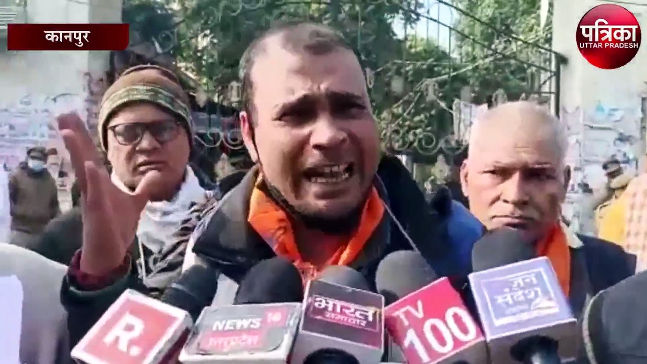 मैं जिंदा हूँ साहब, मुझे नामांकन कराना है, मैं...
