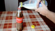 Que se passe t-il lorsqu'on mélange du lait avec du Coca-Cola ? La réponse va vous étonner