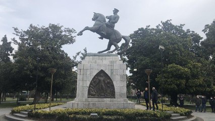 Samsun'da hainlik... Milli Mücadele'nin sembollerinden Atatürk anıtını yıkmaya çalıştılar