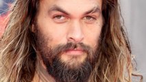 Jason Momoa: Der Schauspieler wird von einem Bulldozer umgefahren