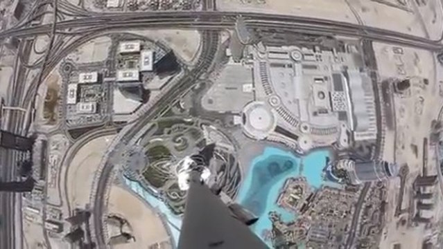 Ce gratte-ciel est le plus haut du monde. Impressionnant !