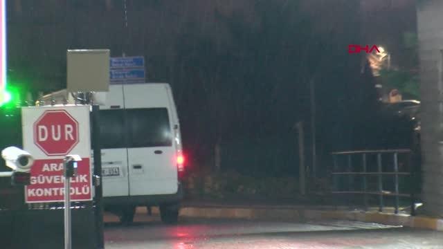 İSTANBUL-EDİRNE'DE DONARAK ÖLEN 12 GÖÇMENİN CENAZELERİ ADLİ TIP KURUMUNA GETİRİLDİ