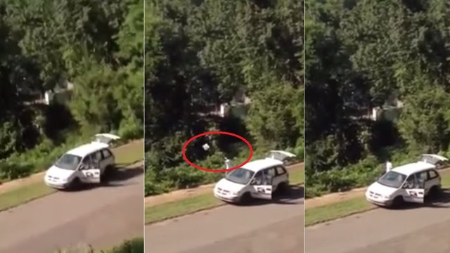 Ce livreur n'a pas du tout envie de travailler. Mais cette fois, il n'est pas passé inaperçu