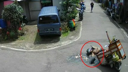 Demi Dapat Bantuan Warga, Tukang Bakso di Salatiga Pura-pura Jatuh