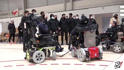 Bouge ! Les jeunes de l'Académie à la découverte du basket-fauteuil