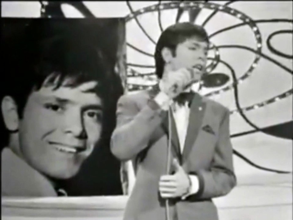 THE DAY I MET MARIE by Cliff Richard - live TV performance 1967  + lyrics