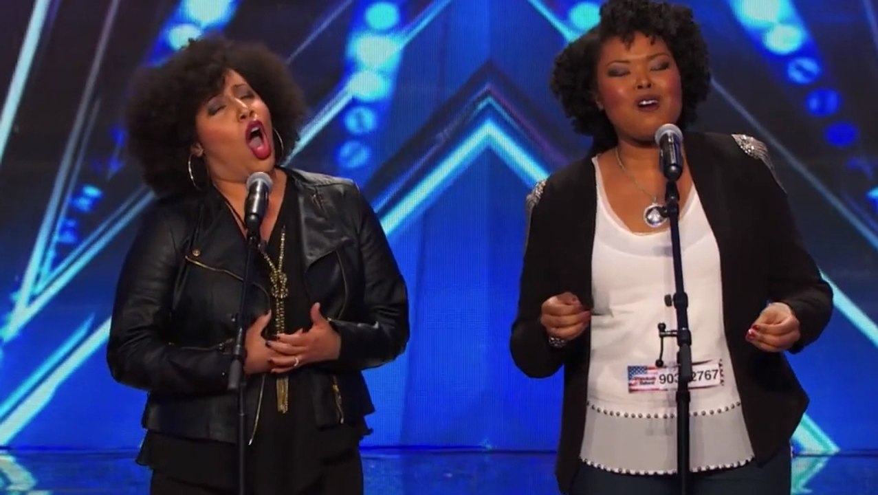 Ces deux amies ne sont pas des chanteuses ordinaires. Elles vont vous étonner