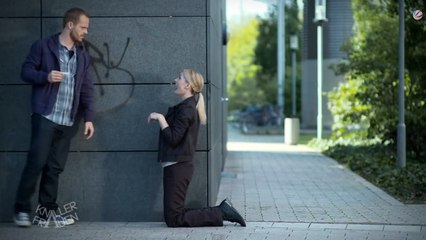 Cette femme se fait siffler dans la rue. Mais sa réaction est totalement inattendue !
