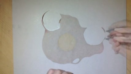 Devinez ce que cet artiste est en train de dessiner. Vous n'allez pas y croire !