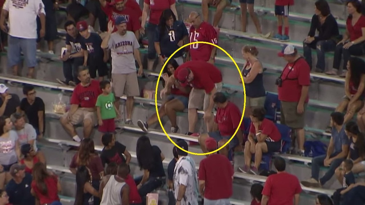 Cet homme est le pire rabat-joie du monde. Et il le prouve lors d'un match