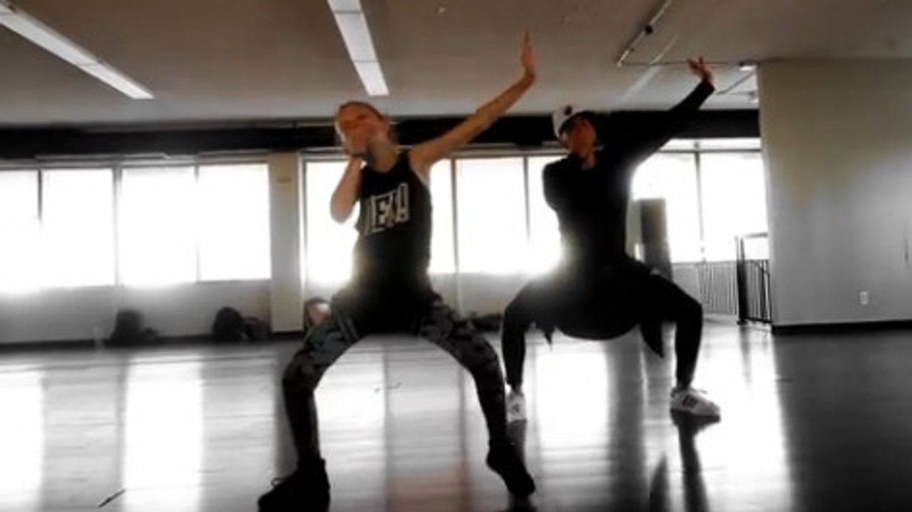 A 11 ans, elle livre une prestation de danse bluffante ! Vous n'allez pas en revenir