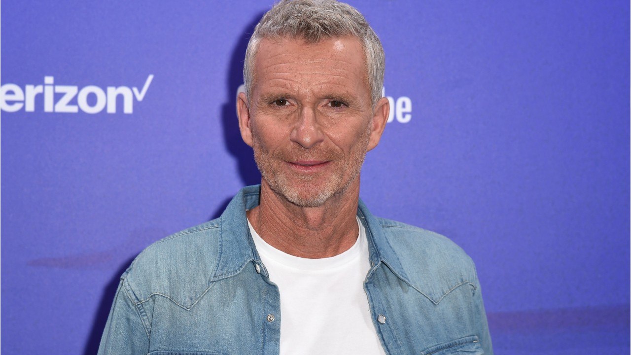 VOICI : Koh-Lanta : ce chroniqueur de TF1 approché par Denis Brogniart pour rejoindre le programme