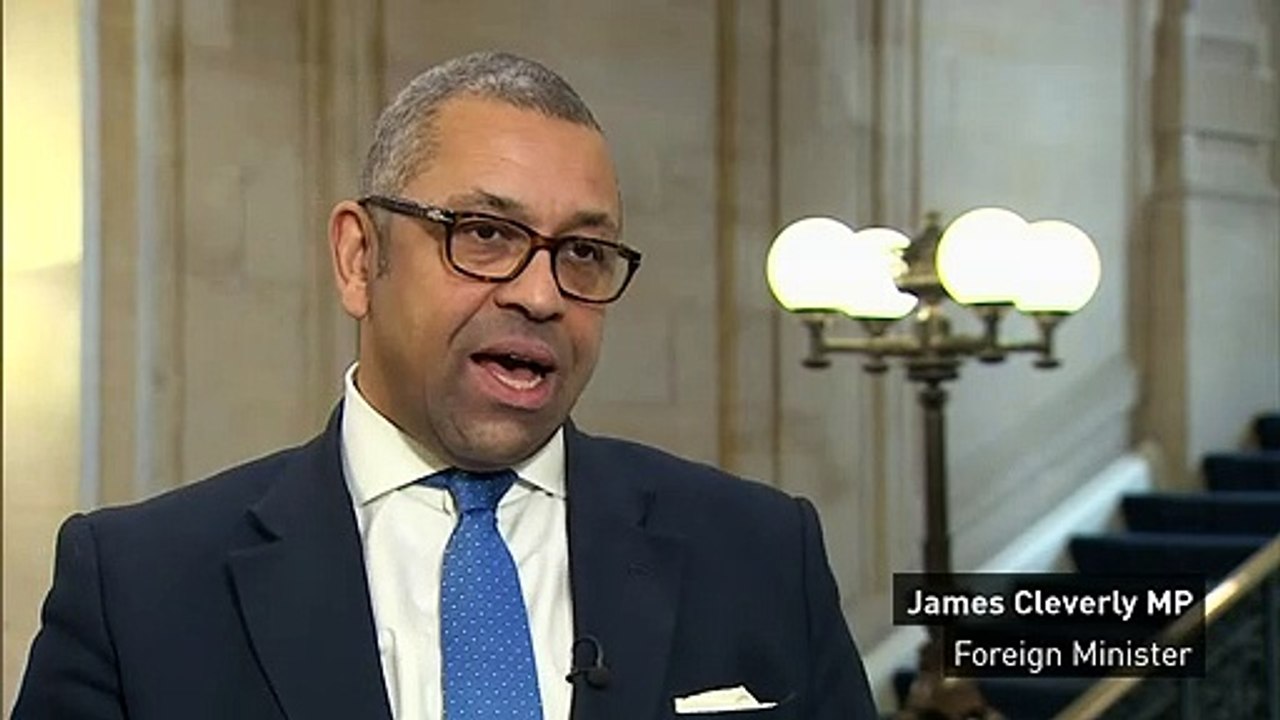 Cleverly: Talks with EU to continue after Brexit check halt