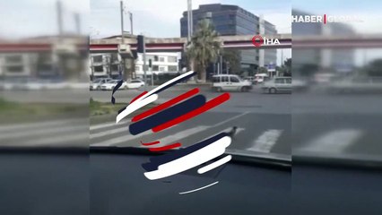 Samsun'da yaya geçidinden yürüyen karga görenleri şaşırttı