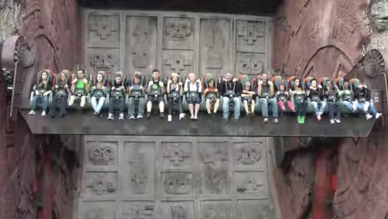 Cette attraction est la plus dingue du monde ! Oseriez-vous monter dedans ?