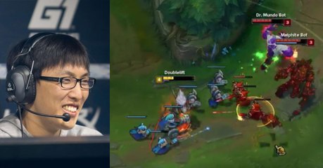 Télécharger la video: League of Legends : Doublelift meurt contre des bots en live sur Twitch