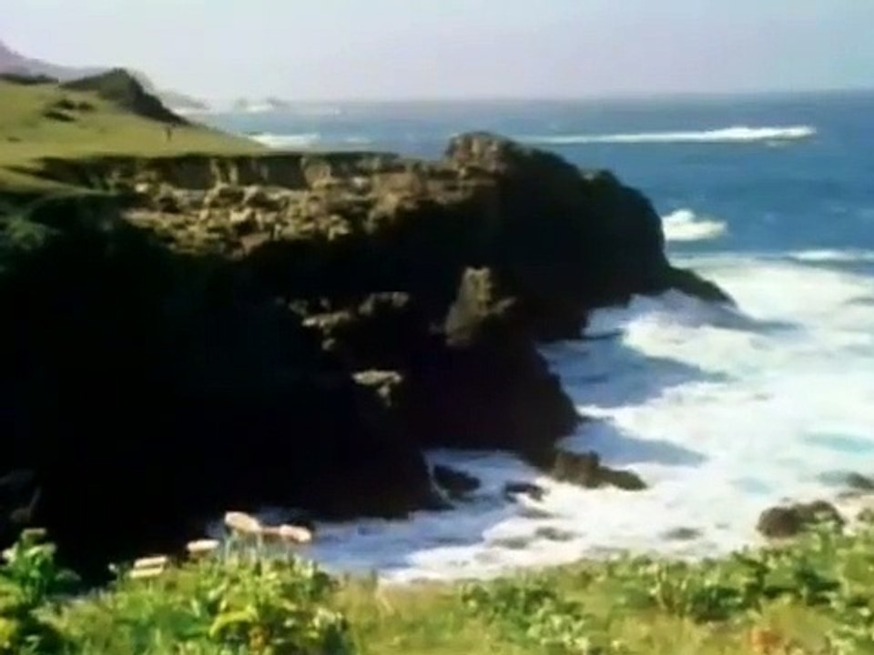 Cosmos Saison 0 - Carl Sagan - Cosmos Intro (EN)