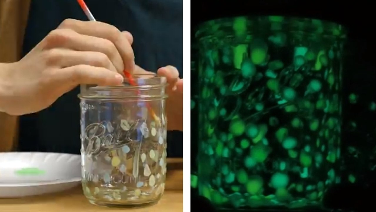 Cette astuce est incroyable. Elle vous permettra de créer des bocaux qui brillent dans le noir