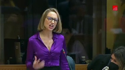 Una diputada podemita pide Ayuso que "no robe a la ciudadanía como ha hecho el jurado con las Tanxugueiras"