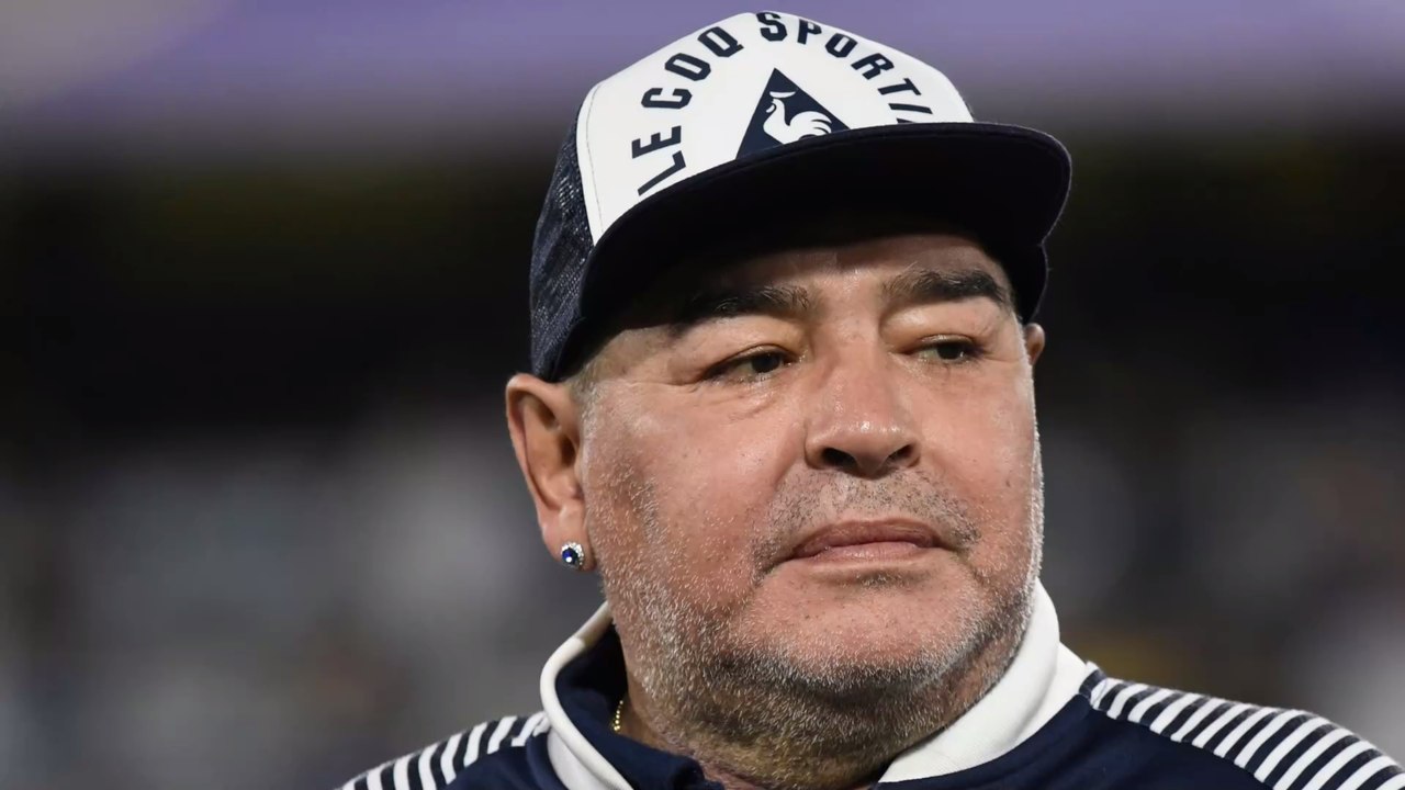 Diego Maradona: Hirn-OP nach starken Blutungen!
