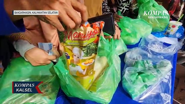 Operasi Pasar, Warga Rela Antre Berdesakan Incar Minyak Goreng dan Gula Pasir Murah