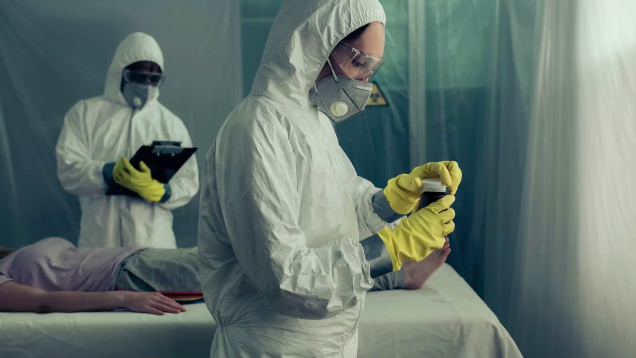 Neues tödliches Virus: Es ähnelt Ebola und wird von Mensch zu Mensch übertragen!
