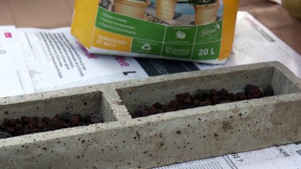 DIY Jardin - Reconvertir une mangeoire de basse cour en jardinière