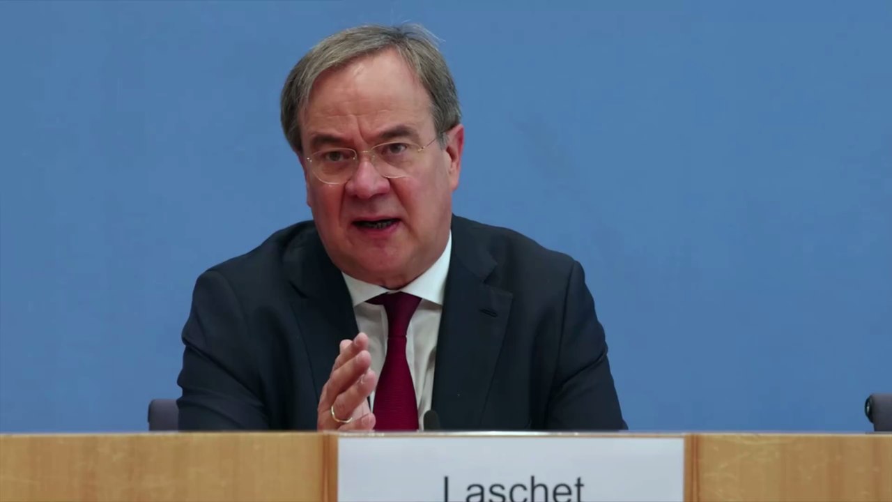 'Signifikante Schäden an Kindern': Laschet gegen die Lockdown-Politik von Merkel und Söder