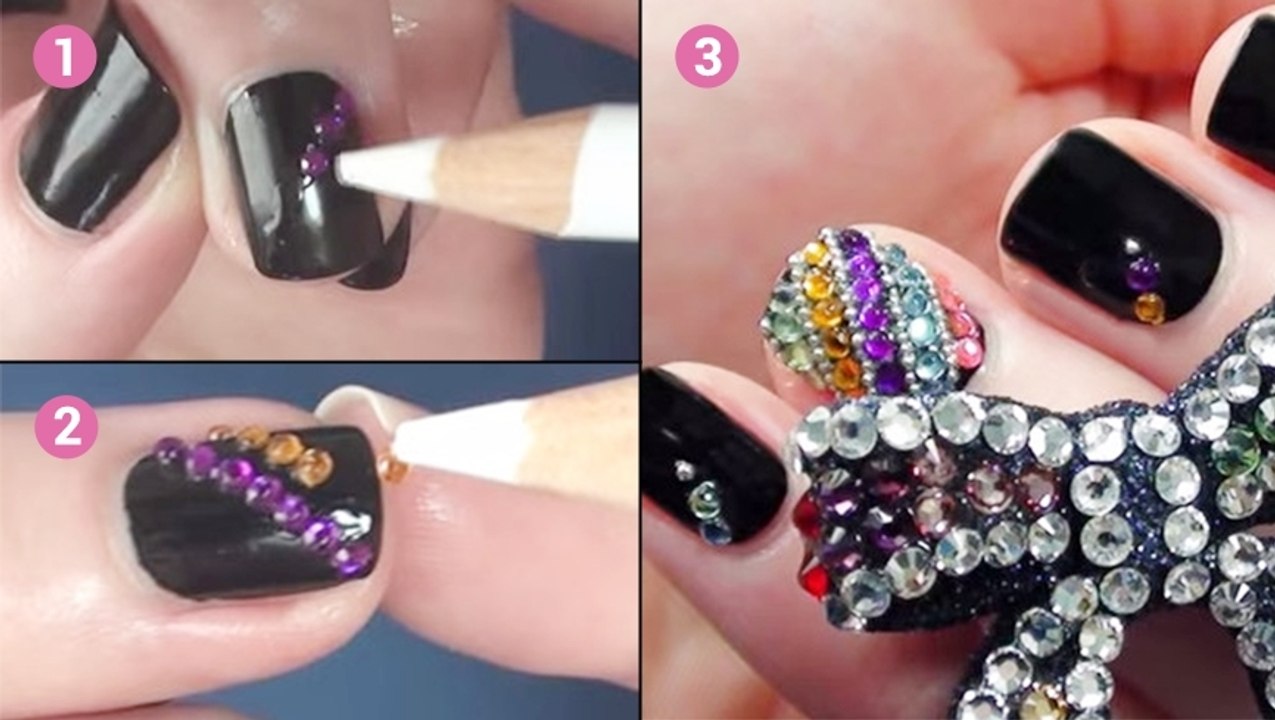 Réalisez une manucure à strass très simplement... et apprenez comment la retirer sans abîmer vos ongles !