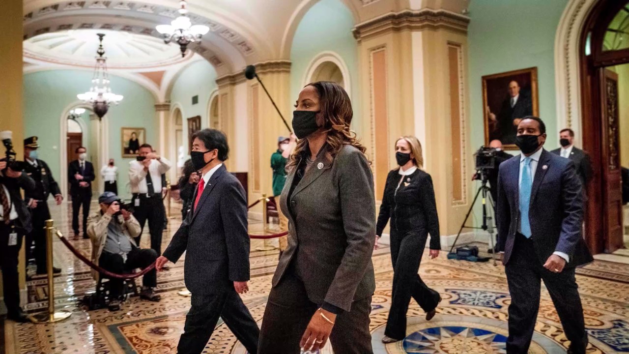 Einstellung des Impeachment-Verfahrens: Republikaner stehen geschlossen hinter Donald Trump