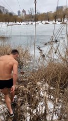 Brave Bystander Rescues Dog From Frozen River