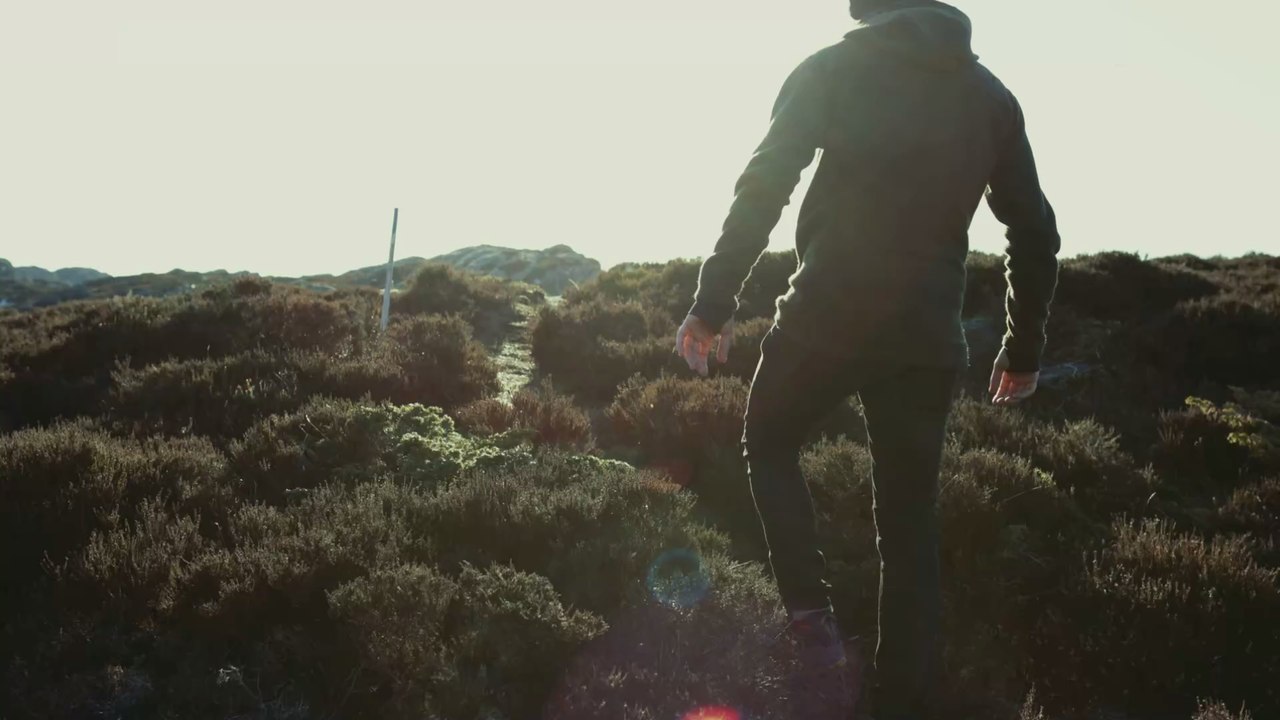 Verlorener wanderer wird dank eines zufällig gesendeten fotos gerettet