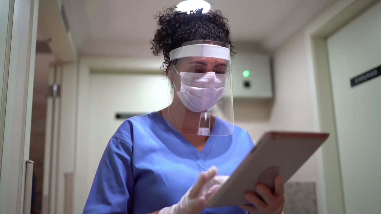 Corona: Intensivbetten in Deutschland werden knapp