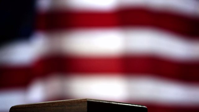 Polizist im George Floyd Prozess schuldig gesprochen: Biden, Harris und Obama befürworten Urteil