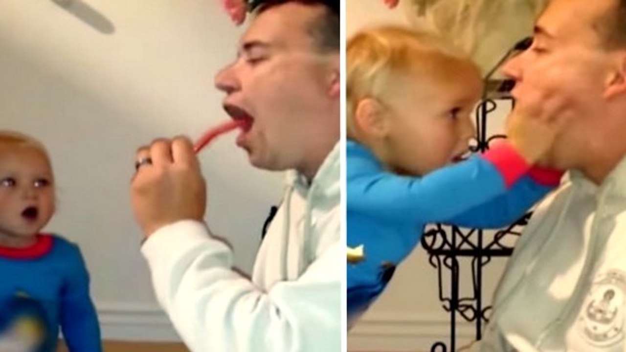 Ce bébé voit son père avaler un gros mille-pattes. Sa réaction est hilarante !