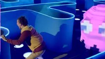 Ce mec s'est retrouvé au milieu d'une partie de Pac-Man grandeur nature