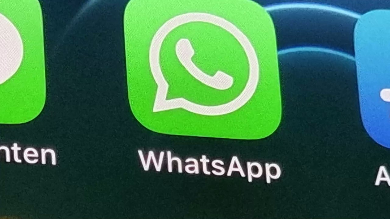 Neue Studie zeigt: Die meisten WhatsApp-Nutzer wechseln zu Facebook
