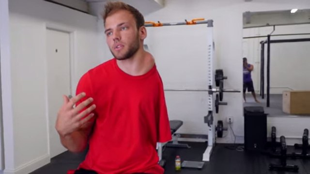 Cet homme prouve qu'il ne faut jamais abandonner. Il est épatant !