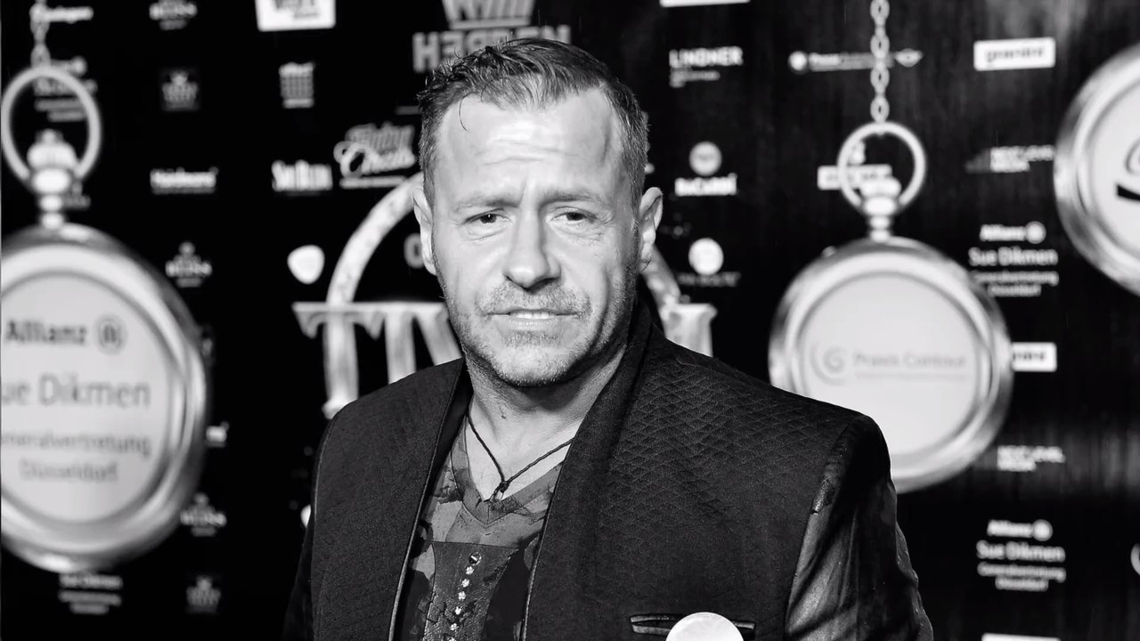 Foodtruck in Flammen: Willi Herrens Reibekuchen-Wagen abgebrannt