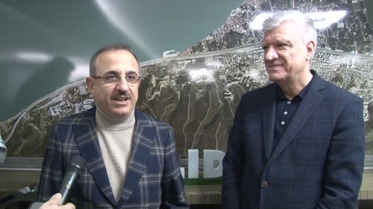 AK Parti İzmir İl Başkanı Sürekli, Narlıdere Belediye Başkanı Engin'i ziyaret etti