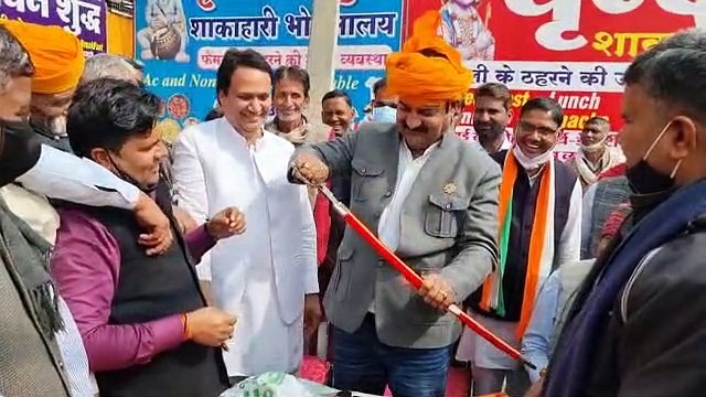 चुनाव प्रचार के लिए यूपी पहुंचे मंत्री खाचरियावास, रास्ते में जगह-जगह हुआ स्वागत