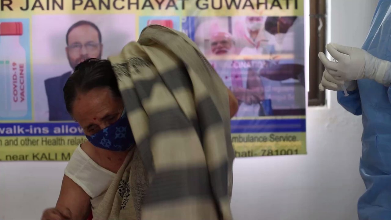 Indische Ärzt:innen schlagen Alarm: Bei der Delta-Variante zeigen sich diese zwei beunruhigenden Symptome