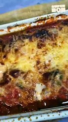 Boulettes de boeuf au fromage et à la sauce tomate pimentée