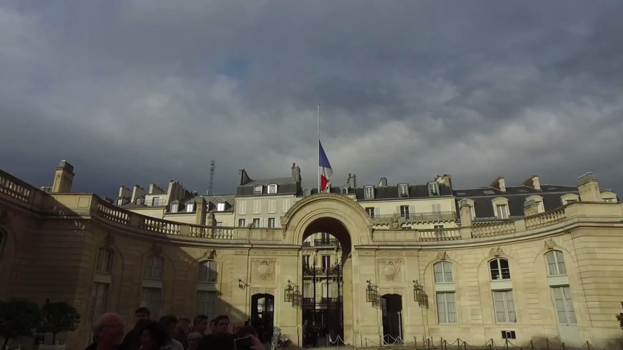 Wahlbeteiligung erreicht Rekordtief: Frankreichs Spitzenparteien stürzen ab