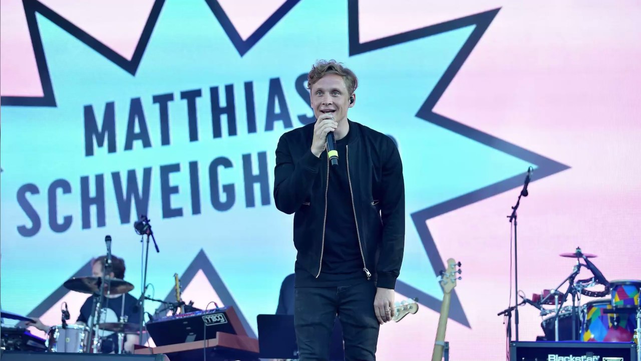 "Neuer Schritt meines Erwachsenwerdens": So geht Matthias Schweighöfer mit seiner Midlife-Crisis um