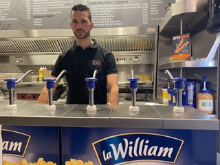 Meilleure friterie belge: des clients font 1h30 de route pour aller chez "King Snack" à Neufchâteau