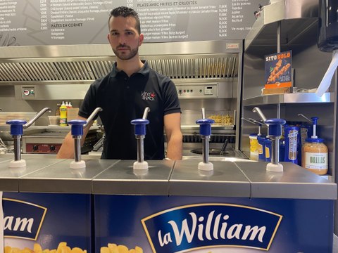 Meilleure friterie belge: des clients font 1h30 de route pour aller chez King Snack à Neufchâteau