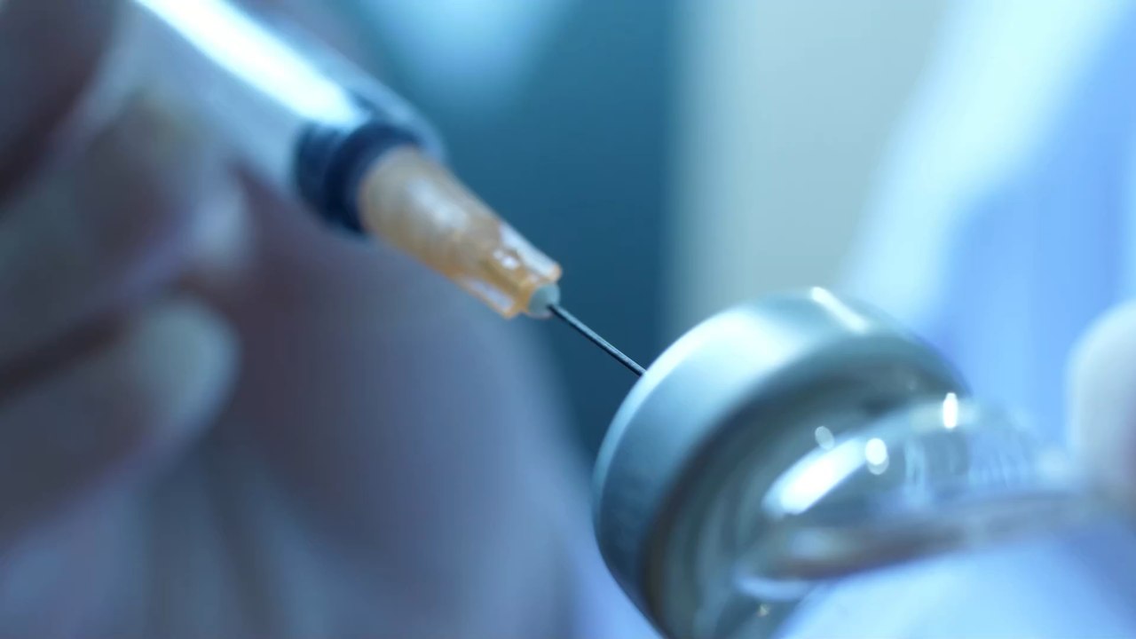 Impf-Debatte: Politiker und Experten sprechen sich für mehr Freiheiten für Geimpfte aus
