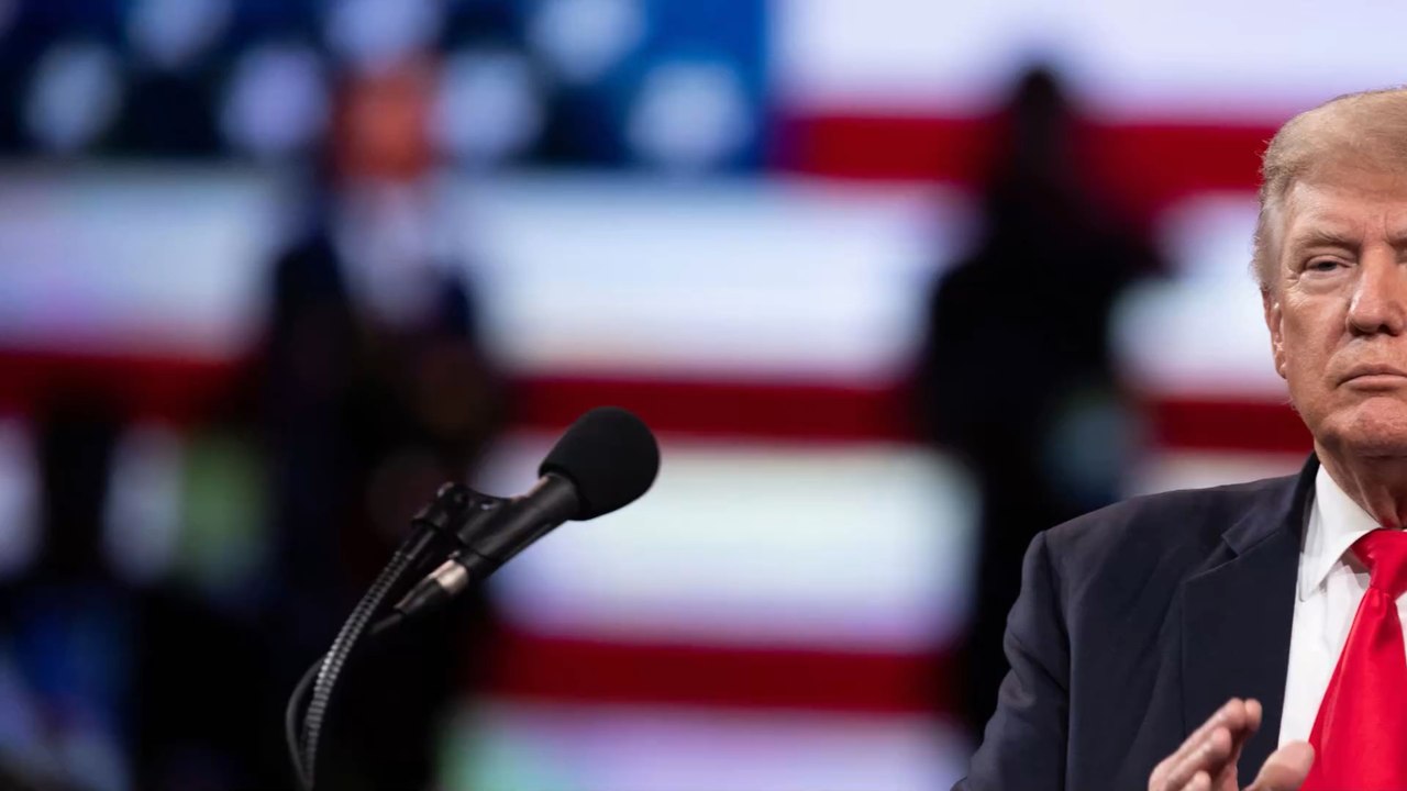 Top Secret: Donald Trump nutzte Melanias Handy für geheime Gespräche